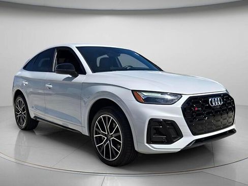 Used 2023 Audi SQ5 Premium Plus w/ Premium Plus Package AWD/4WD image 9