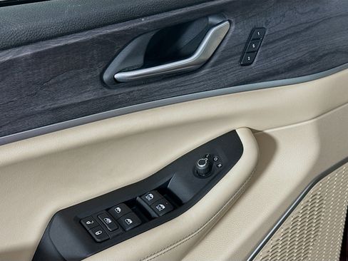 Used 2022 Jeep Grand Cherokee Limited 4xe image 15