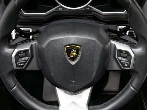 Used 2015 Lamborghini Aventador LP 700-4 image 61