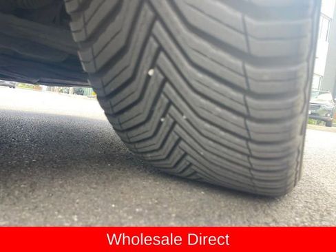 Used 2015 Ford Escape Titanium w/ Equipment Group 301A AWD/4WD image 30