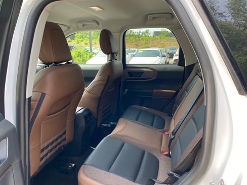 Used 2025 Ford Bronco Sport Outer Banks AWD/4WD image 10