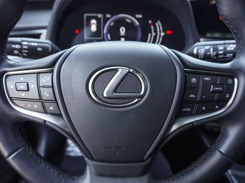 Certified 2025 Lexus UX 300h FWD w/ Accessory Package (Z2) image 14