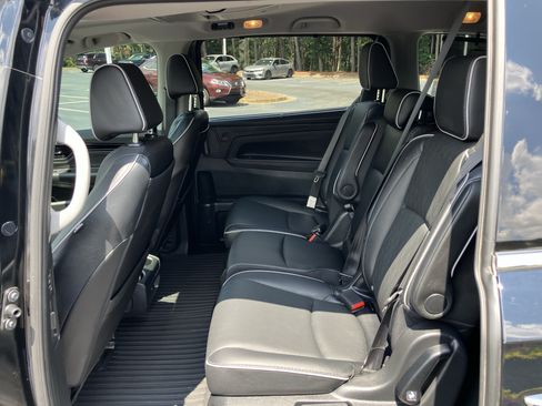 Used 2023 Honda Odyssey Elite image 31