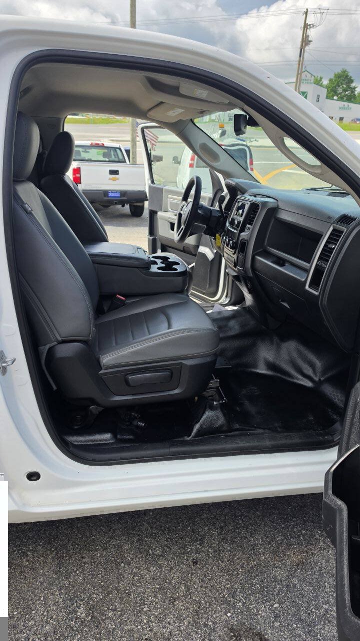 Used 2015 RAM 1500 Tradesman w/ Power & Remote Entry Group AWD/4WD image 19