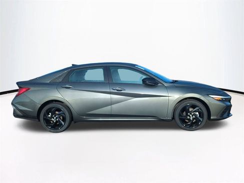 New 2026 Hyundai Elantra Sport FWD image 4