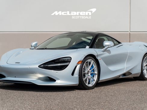 New 2026 McLaren 750S RWD image 3