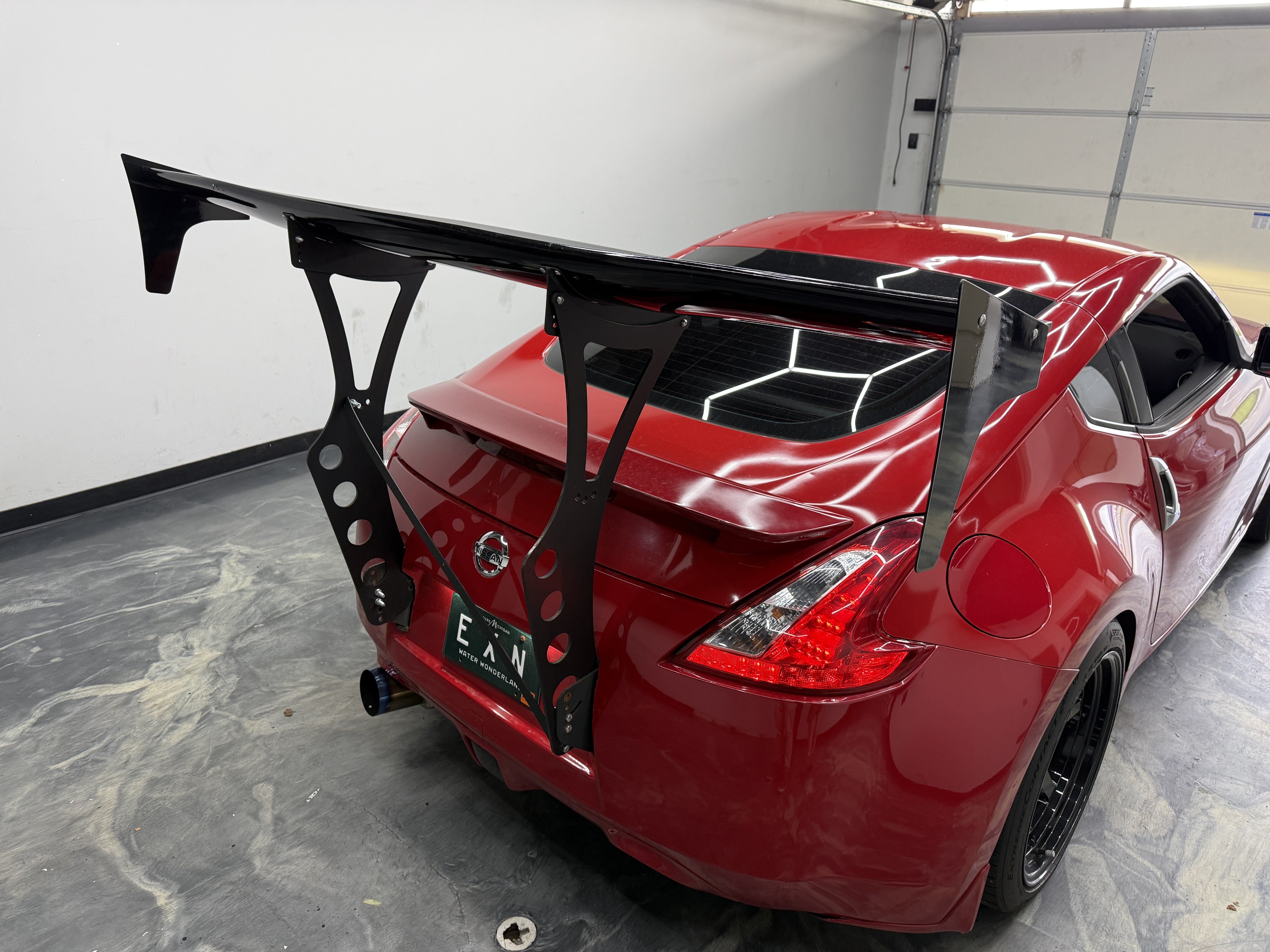 Used 2011 Nissan 370Z Coupe w/ Sport Pkg RWD image 19