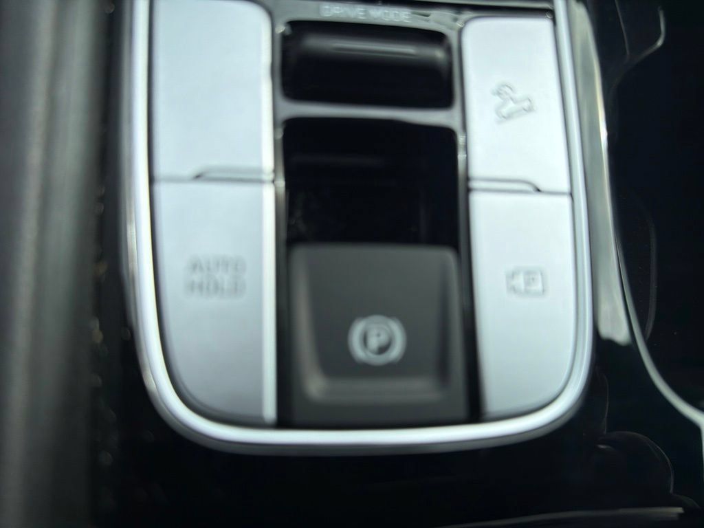 Used 2023 Hyundai Santa Cruz SE FWD image 15