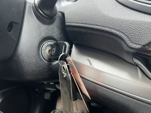 Used 2016 Honda CR-V LX image 25