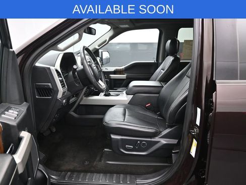 Used 2018 Ford F150 Lariat w/ Equipment Group 502A Luxury image 9