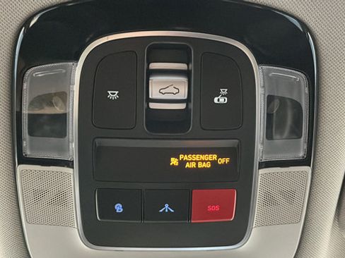 Used 2023 Hyundai Sonata Limited FWD image 33