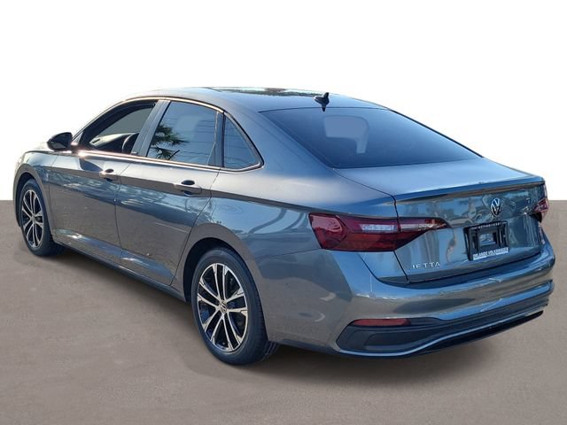 Certified 2024 Volkswagen Jetta Sport FWD image 3