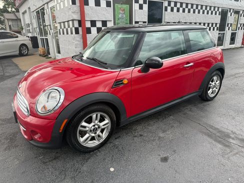 Used 2012 MINI Cooper Hardtop FWD image 2