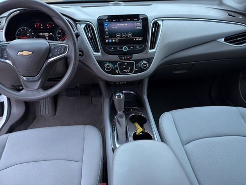 Used 2020 Chevrolet Malibu LS w/ Driver Confidence Package II image 11
