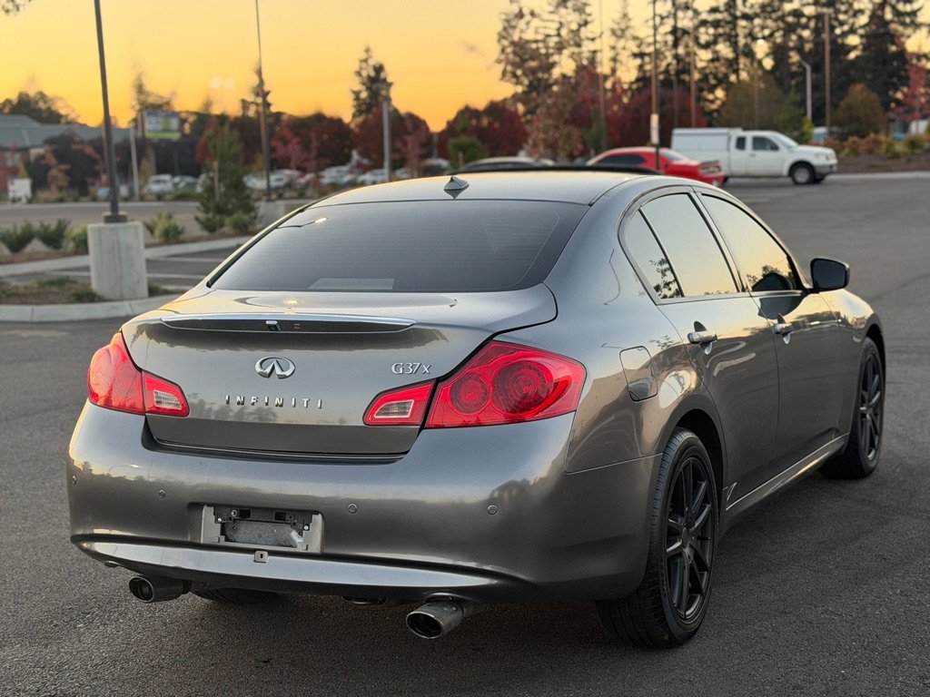 Used 2013 INFINITI G37 x Sedan w/ Premium Pkg AWD/4WD image 5