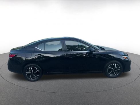 Used 2025 Nissan Sentra SV FWD image 16