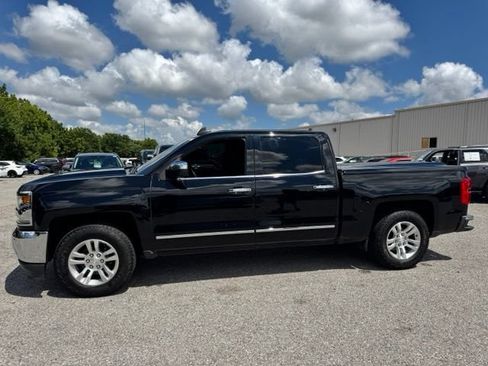 Used 2017 Chevrolet Silverado 1500 LTZ w/ LTZ Plus Package RWD image 14