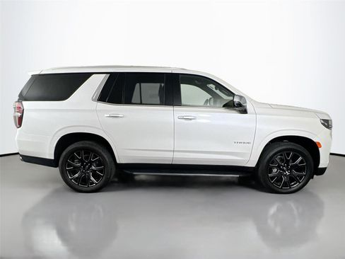 Used 2024 Chevrolet Tahoe Premier w/ Premium Package AWD/4WD image 7