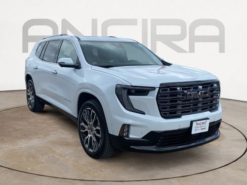 New 2026 GMC Acadia Denali Ultimate AWD/4WD image 4