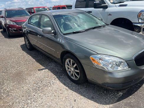 Used 2007 Buick Lucerne CXL w/ Luxury Package FWD image 8