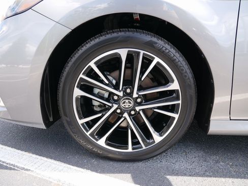 Used 2025 Toyota Camry XLE image 14