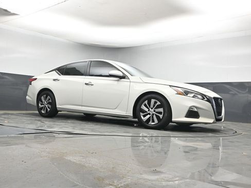 Used 2020 Nissan Altima 2.5 S image 32