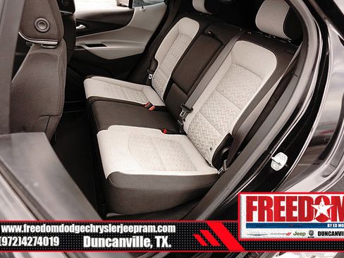 Used 2022 Chevrolet Equinox LS w/ Driver Confidence II Package image 15