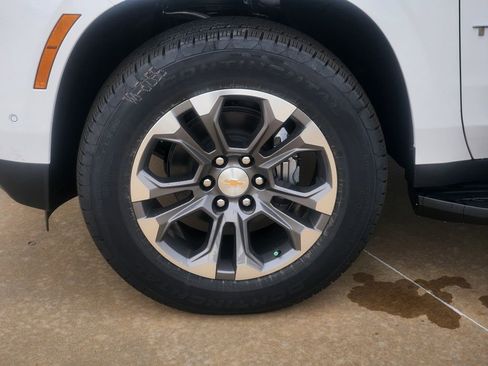 New 2026 Chevrolet Tahoe LT w/ Comfort Package AWD/4WD image 8