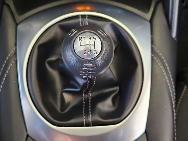 Certified 2024 MAZDA MX-5 Miata Club RWD image 17
