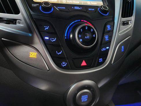 Used 2013 Hyundai Veloster RE:MIX Edition image 33