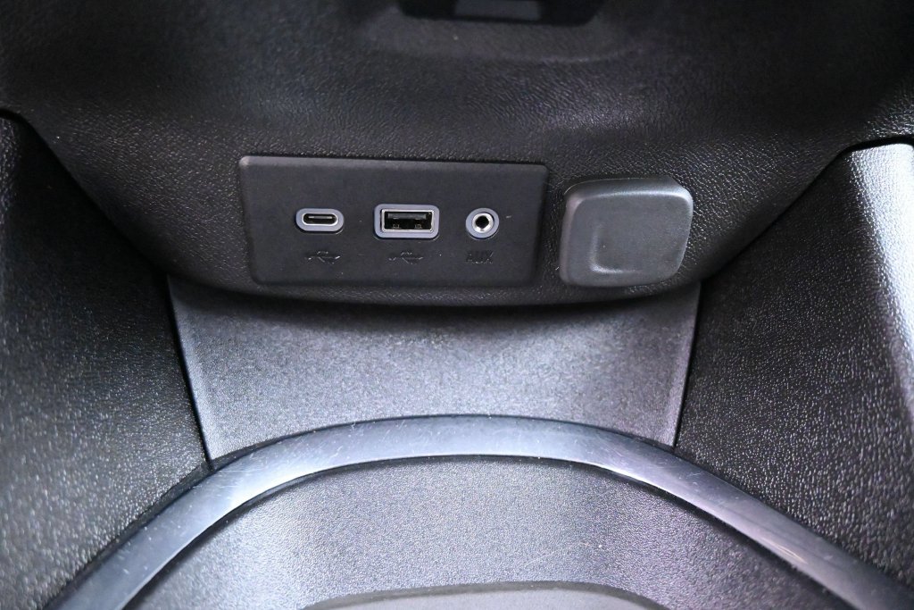 Used 2023 Chevrolet Malibu LT FWD image 11