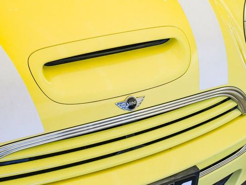 Used 2002 MINI Cooper S FWD image 9