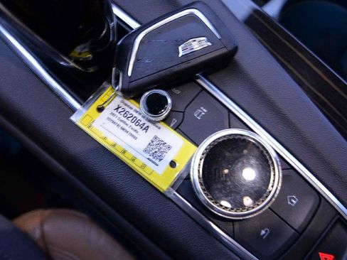 Used 2021 Cadillac Escalade Sport w/ Driver Assist Tech Package image 20