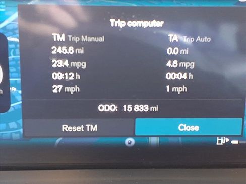 Used 2025 Volvo XC60 B5 Plus image 29