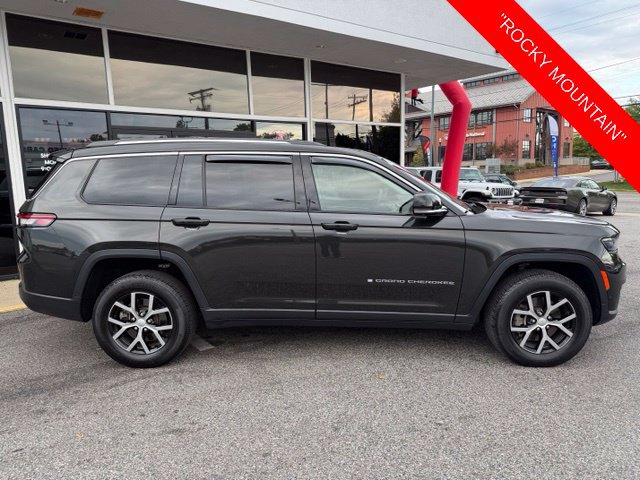 Used 2023 Jeep Grand Cherokee L Limited w/ Luxury Tech Group II AWD/4WD image 11