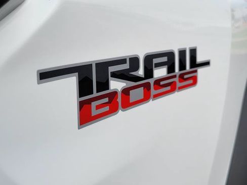 New 2026 Chevrolet Colorado Trail Boss AWD/4WD image 29