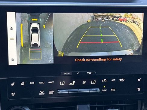 Used 2023 Subaru Solterra Touring image 20