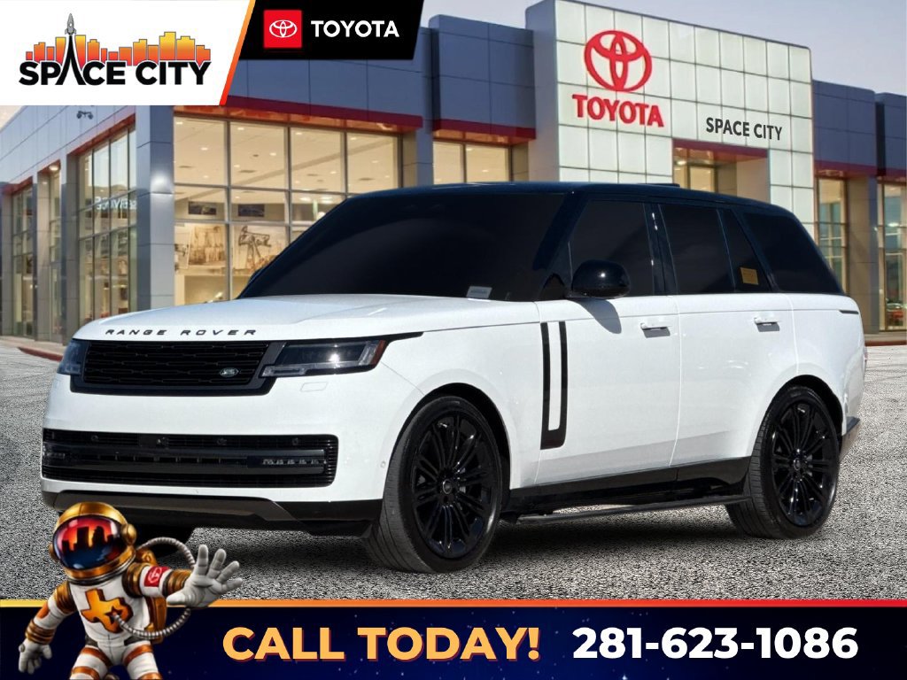 Used 2025 Land Rover Range Rover SE AWD/4WD image 1