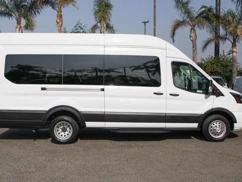 Used 2023 Ford Transit 350 XLT image 13