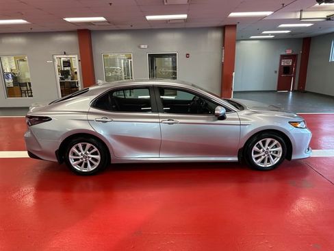 Used 2023 Toyota Camry LE FWD image 3