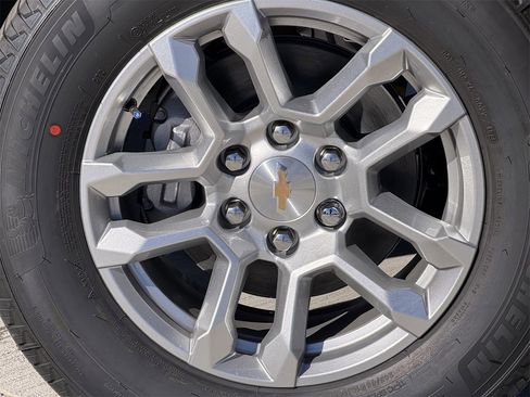 New 2026 Chevrolet Silverado 1500 LT w/ Leather Package image 9