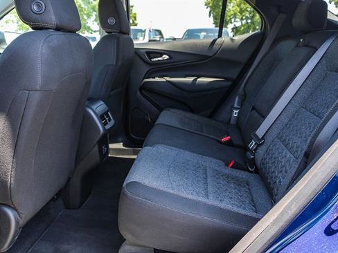 Used 2023 Chevrolet Equinox LT image 19