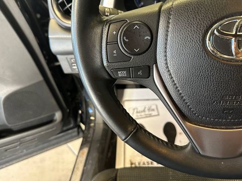 Used 2018 Toyota RAV4 Adventure AWD/4WD image 11
