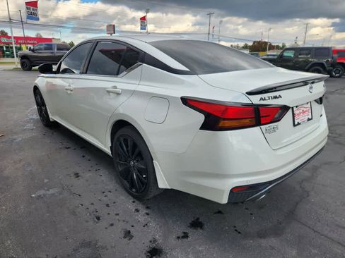 Used 2022 Nissan Altima 2.5 SR image 5