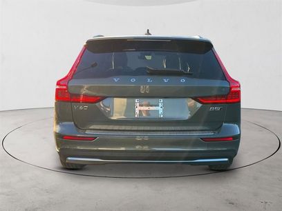 New 2026 Volvo V60 B5 Cross Country Ultra w/ Protection Package Premier