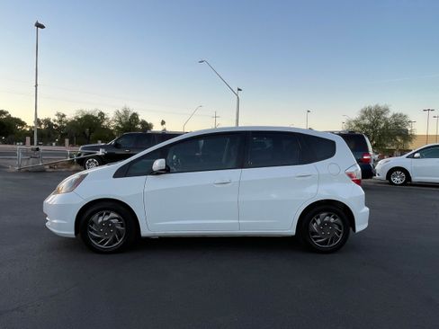 Used 2012 Honda Fit image 2