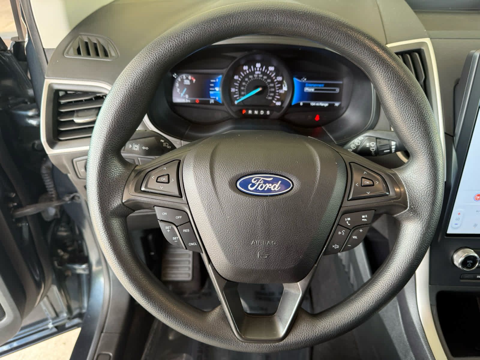 Certified 2023 Ford Edge SE w/ Black Appearance Package AWD/4WD image 2
