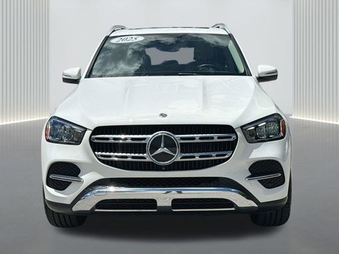 Used 2025 Mercedes-Benz GLE 450e 4MATIC image 8
