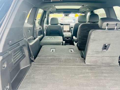 Used 2024 GMC Acadia Denali w/ Super Cruise Package image 46