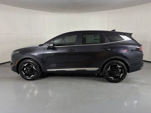 New 2026 Kia Sportage EX FWD image 5